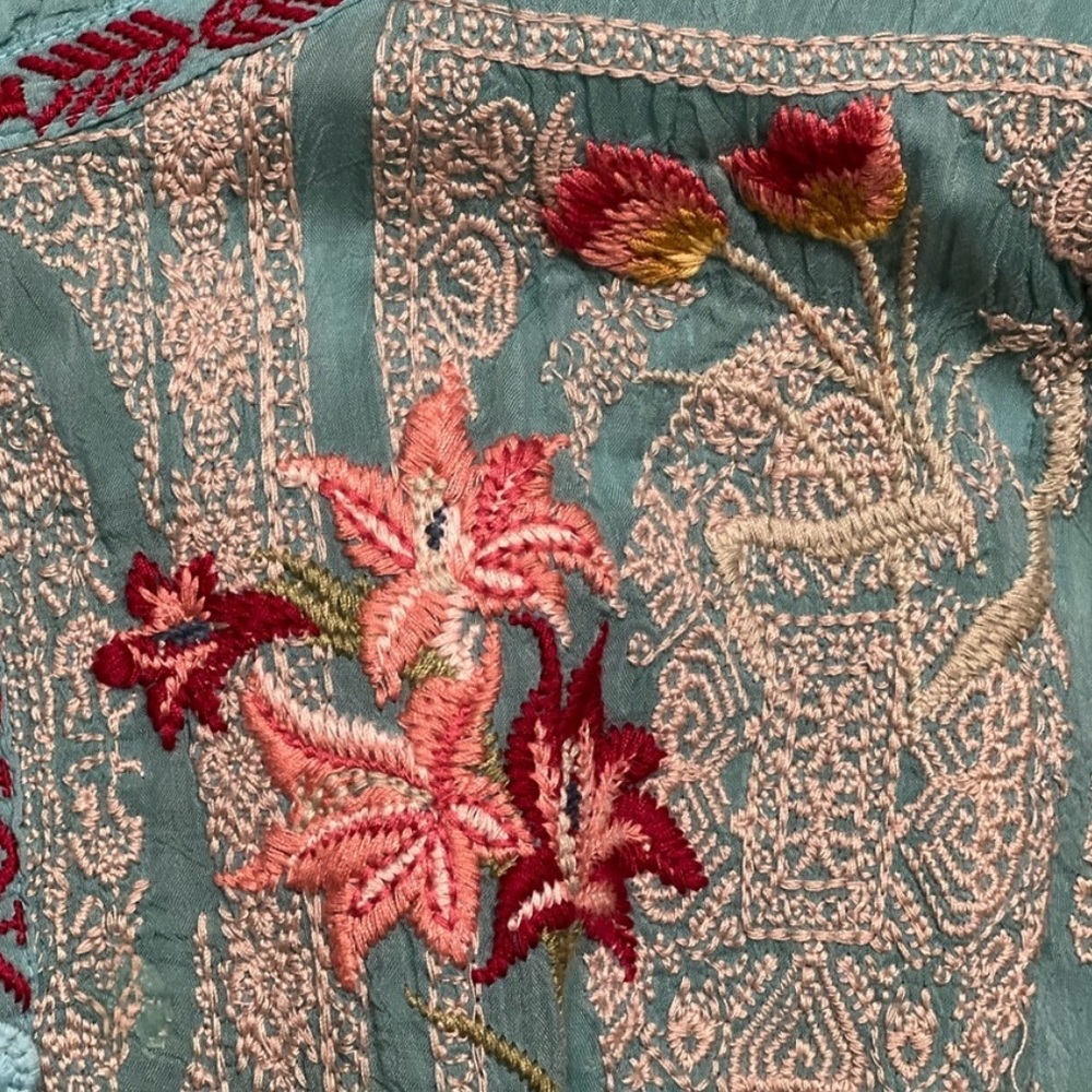 Johnny Was Turquoise Floral Embroidered Tunic Top - Picture 6 of 14